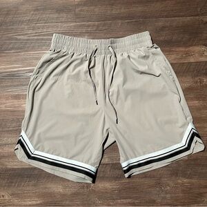 Men’s CSG Classic Basketball Shorts Tan Beige Size Medium